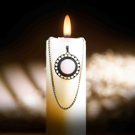 Rose Quartz in Flower Shape